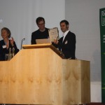 Dino Distefano, premiato da Byron Cook, manager e ricercatore di Microsoft Research Cambridge